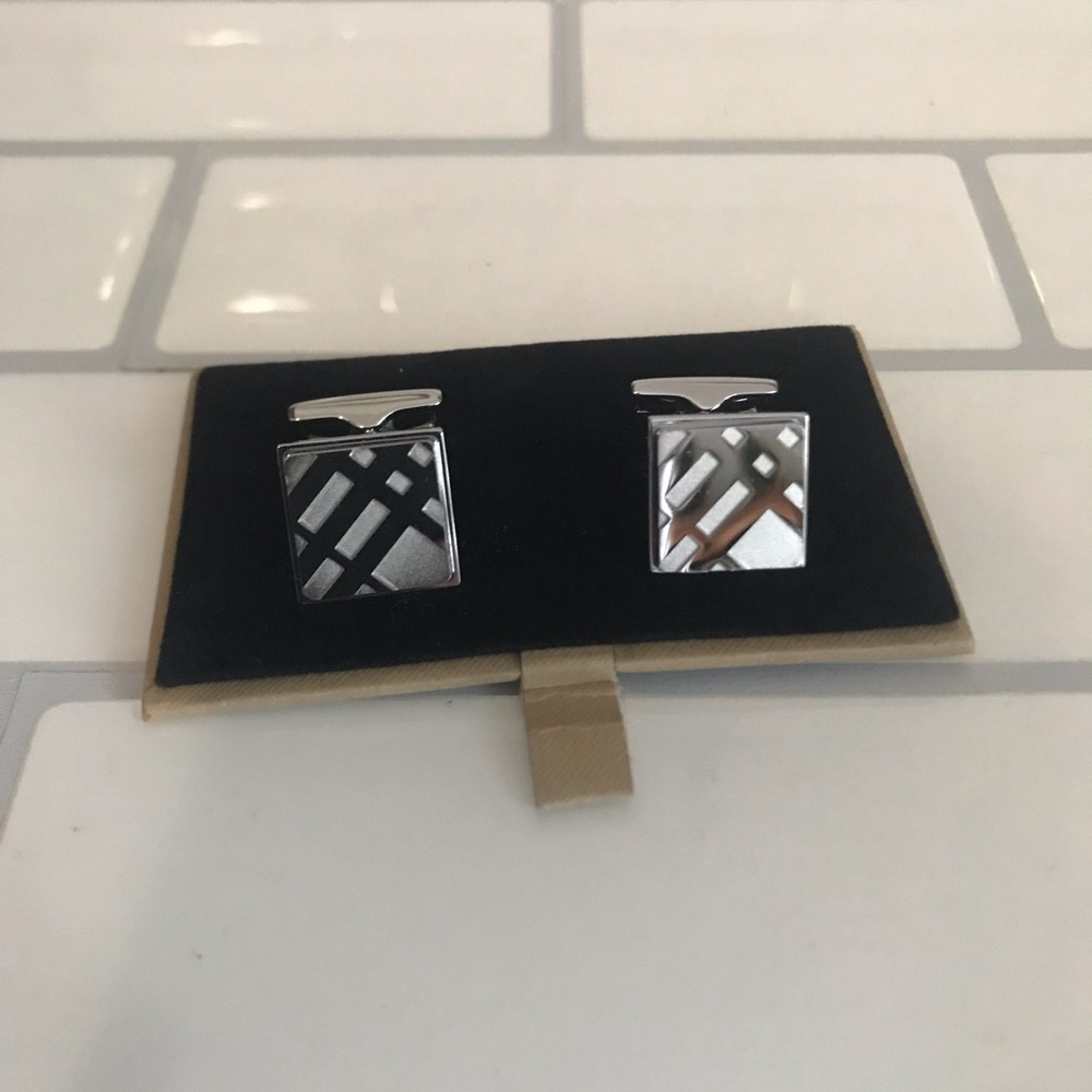 NIB Burberry Cufflinks